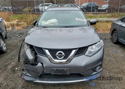 2015 Nissan Rogue S z USA, uszkodzony, nr VIN 5N1AT2MV0FC890886